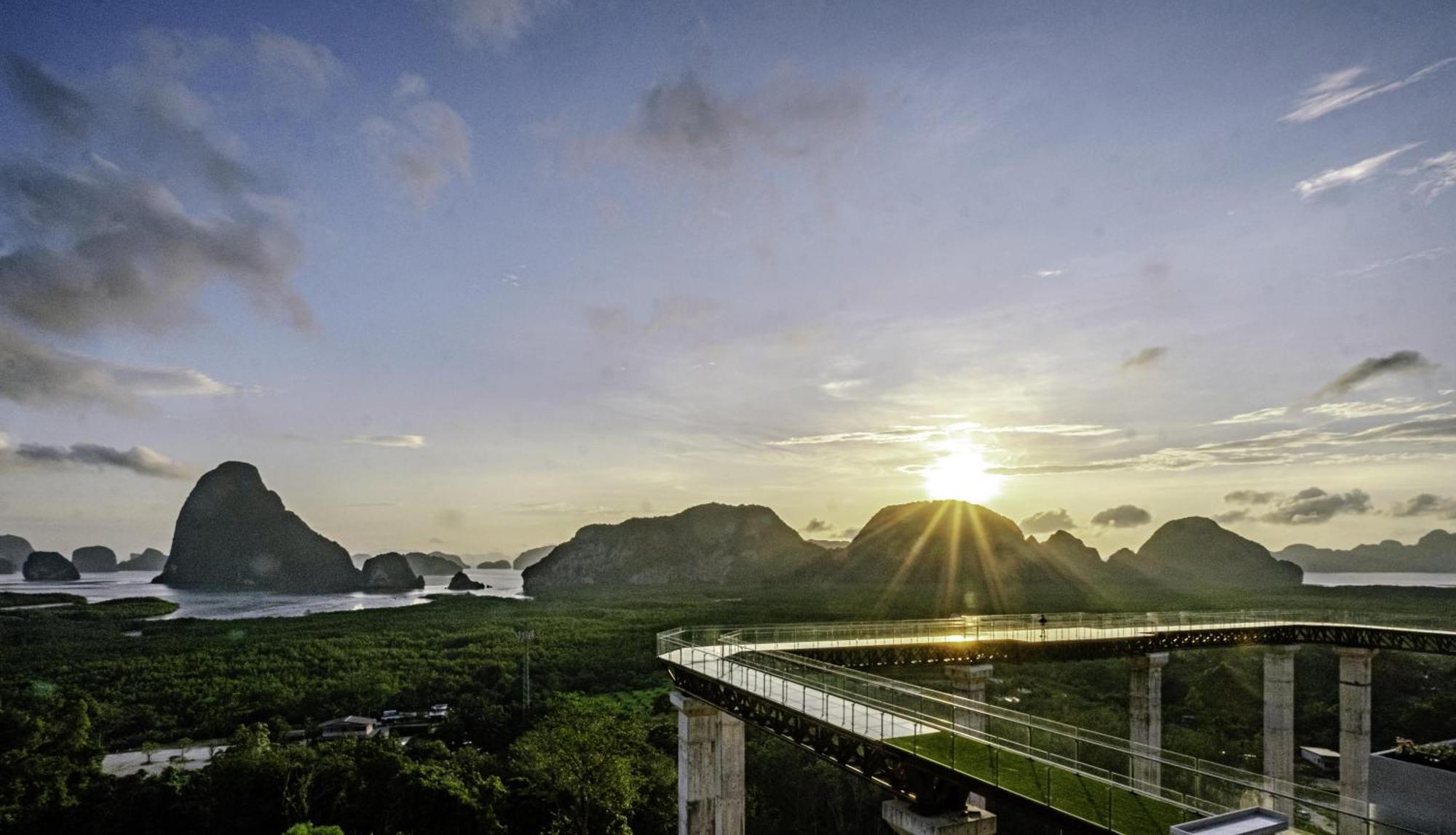 Отель Beyond Skywalk Nangshi Takua Thung Экстерьер фото